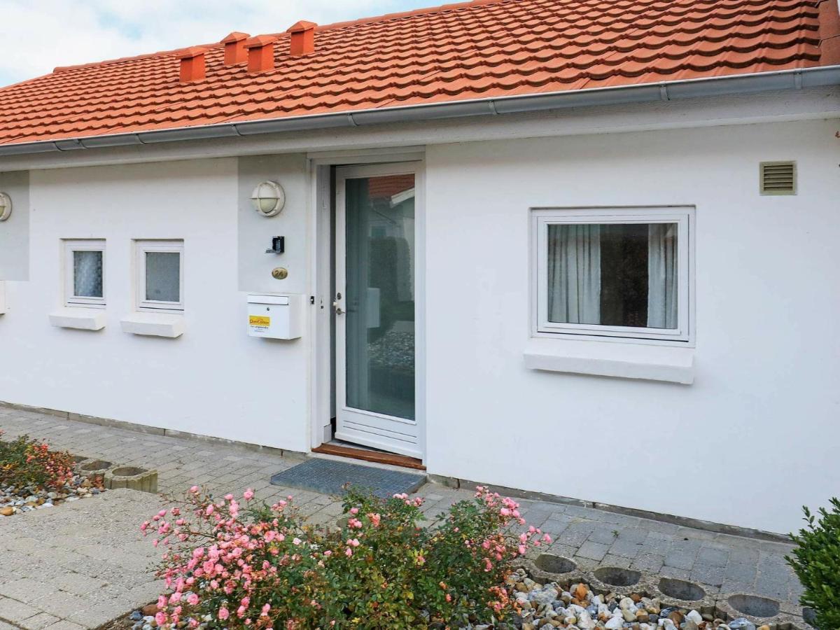 4 Person Holiday Home In R Sk Bing Эрёскёбинг Экстерьер фото